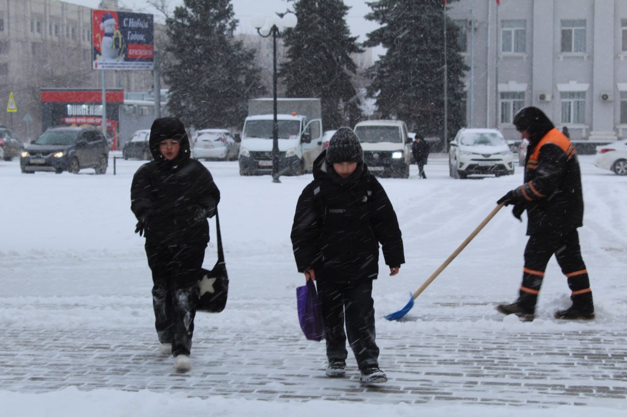 Муниципальное унитарное предприятие «Дорожно-эксплуатационное управление» продолжает активно работать над обеспечением безопасности и комфортного передвижения автолюбителей и жителей города Муниципальное унитарное предприятие «Дорожно-эксплуатационное управление» продолжает активно работать над обеспечением безопасности и комфортного передвижения автолюбителей и жителей города