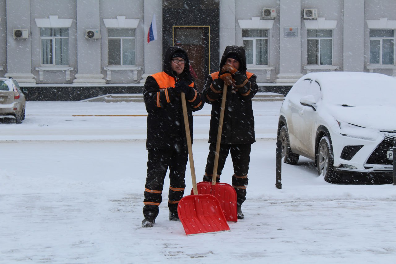 Муниципальное унитарное предприятие «Дорожно-эксплуатационное управление» продолжает активно работать над обеспечением безопасности и комфортного передвижения автолюбителей и жителей города Муниципальное унитарное предприятие «Дорожно-эксплуатационное управление» продолжает активно работать над обеспечением безопасности и комфортного передвижения автолюбителей и жителей города