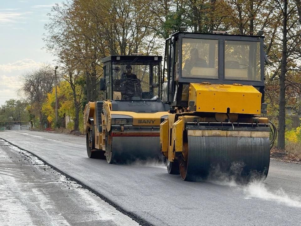 Свыше 300 км дорог восстановлено в ЛНР в 2025 году за счёт регионального бюджета