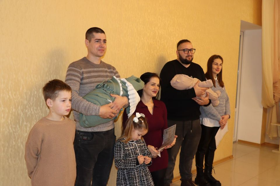 Наталия Жулинская: Счастье быть родителями... Счастье быть семьей Наталия Жулинская: Счастье быть родителями... Счастье быть семьей