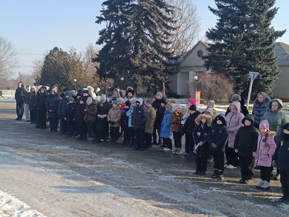 Морозовка помнит: Митинг в селе Морозовка, посвященный освобождению Меловщины Морозовка помнит: Митинг в селе Морозовка, посвященный освобождению Меловщины