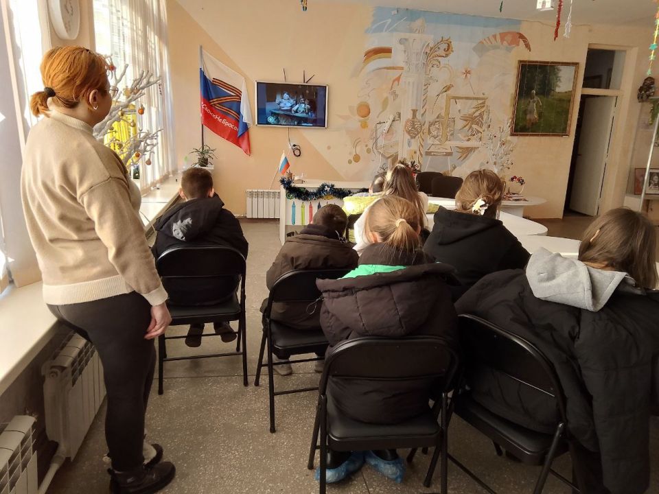 В рамках празднования знаменательной даты — 200-летия со дня рождения выдающегося русского писателя-сатирика Михаила Евграфовича Салтыкова-Щедрина — художественная школа организовала ряд познавательных и увлекательных... В рамках празднования знаменательной даты — 200-летия со дня рождения выдающегося русского писателя-сатирика Михаила Евграфовича Салтыкова-Щедрина — художественная школа организовала ряд познавательных и увлекательных...