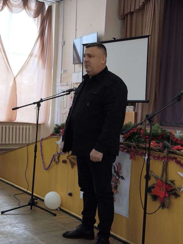ДЕНЬ ДОБРА И СВЕТА: ВСТРЕЧА В ЛУГАНСКОМ ТЕХНИКУМЕ-ИНТЕРНАТЕ ДЕНЬ ДОБРА И СВЕТА: ВСТРЕЧА В ЛУГАНСКОМ ТЕХНИКУМЕ-ИНТЕРНАТЕ