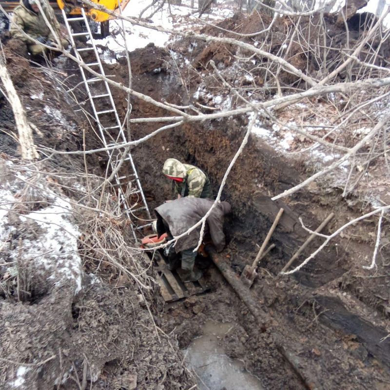 Авария на водопроводе в селе Садки устранена Авария на водопроводе в селе Садки устранена