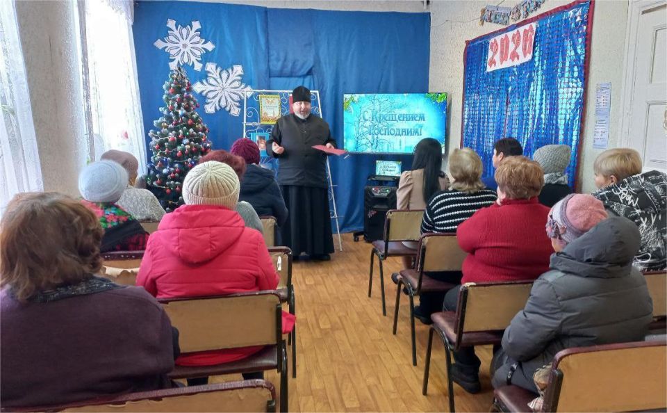В Первозвановском сельском доме культуры состоялся час духовного общения с настоятелем Свято-Андреевского Храма «Чудо Крещения» В Первозвановском сельском доме культуры состоялся час духовного общения с настоятелем Свято-Андреевского Храма «Чудо Крещения»