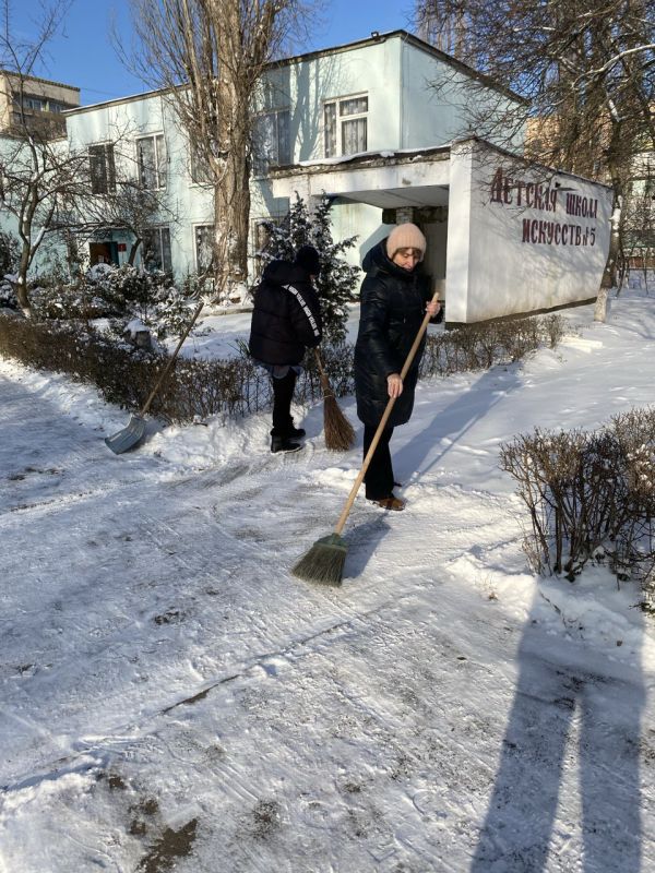 Не отстают и коллективы всех учреждений культуры Не отстают и коллективы всех учреждений культуры