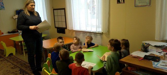 15 января, к 200-летию со дня рождения русского писателя Михаила Евграфовича Салтыкова-Щедрина, библиотека-филиал № 2 провела литературную гостиную «Радуга сказок Салтыкова-Щедрина» для учащихся УВК №17 15 января, к 200-летию со дня рождения русского писателя Михаила Евграфовича Салтыкова-Щедрина, библиотека-филиал № 2 провела литературную гостиную «Радуга сказок Салтыкова-Щедрина» для учащихся УВК №17