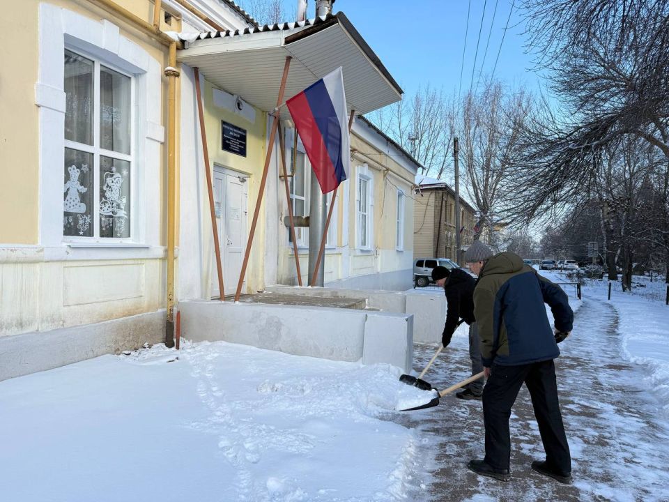 Не отстают и коллективы всех учреждений культуры Не отстают и коллективы всех учреждений культуры