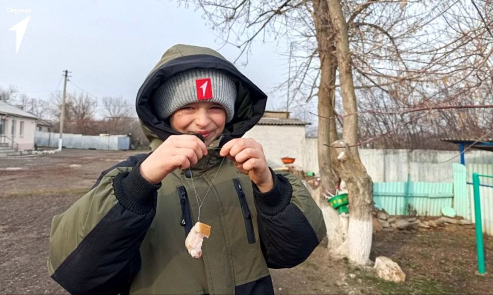 Активисты Движения Первых совместно с Орлятами, организовали акцию «Покормите птиц зимой!» Активисты Движения Первых совместно с Орлятами, организовали акцию «Покормите птиц зимой!»