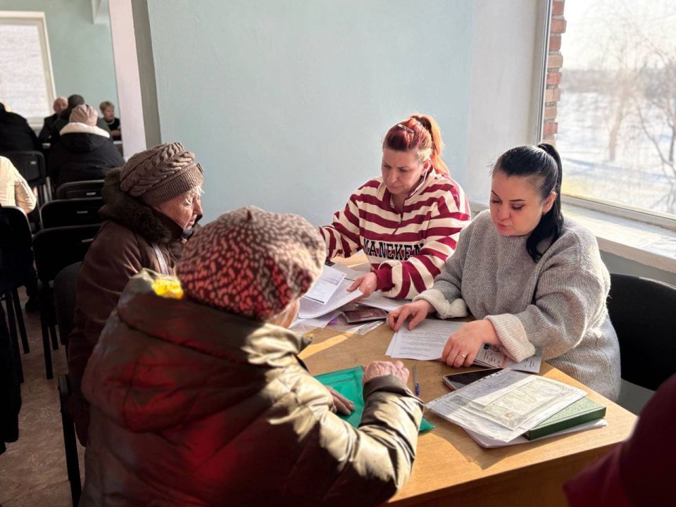 В городе Красный Луч состоялся выездной приём в рамках проекта «Правомобиль КСВО» В городе Красный Луч состоялся выездной приём в рамках проекта «Правомобиль КСВО»