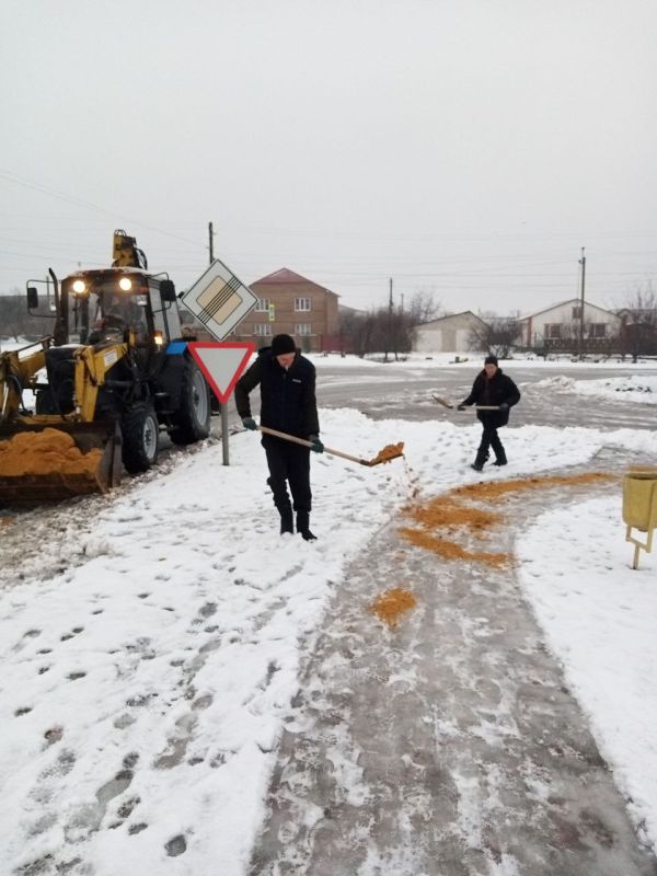В ЛЮБУЮ ПОГОДУ КОММУНАЛЬЩИКИ РАБОТАЮТ ДЛЯ ЛЮДЕЙ! На прошедшей неделе работы у наших... В ЛЮБУЮ ПОГОДУ КОММУНАЛЬЩИКИ РАБОТАЮТ ДЛЯ ЛЮДЕЙ! На прошедшей неделе работы у наших...