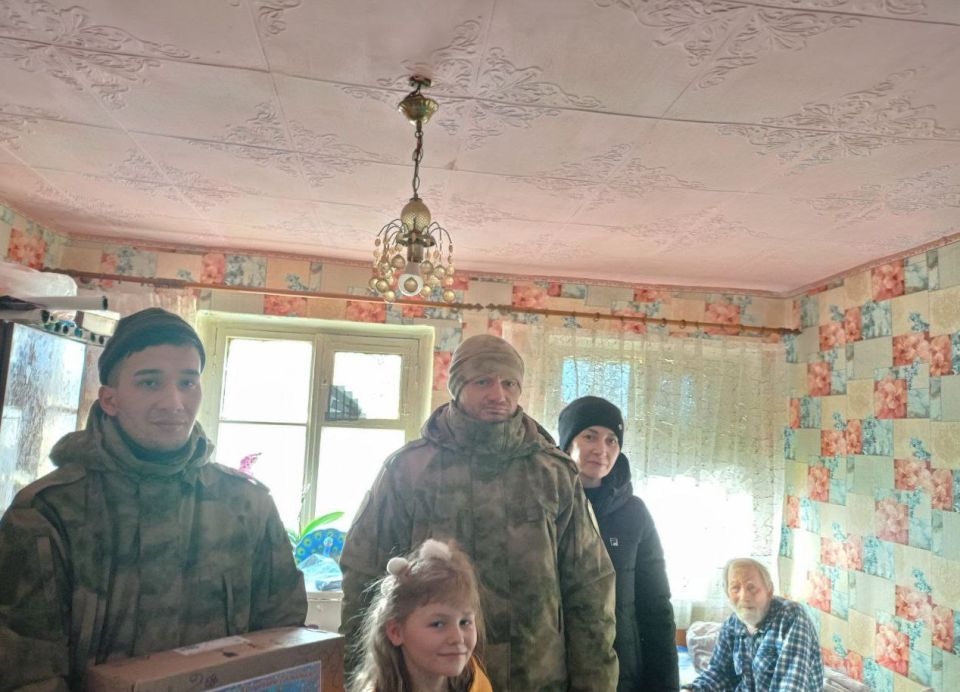 В праздник Крещения Господня активисты Партии «Единая Россия» оказали адресную помощь жителям села Закотное В праздник Крещения Господня активисты Партии «Единая Россия» оказали адресную помощь жителям села Закотное