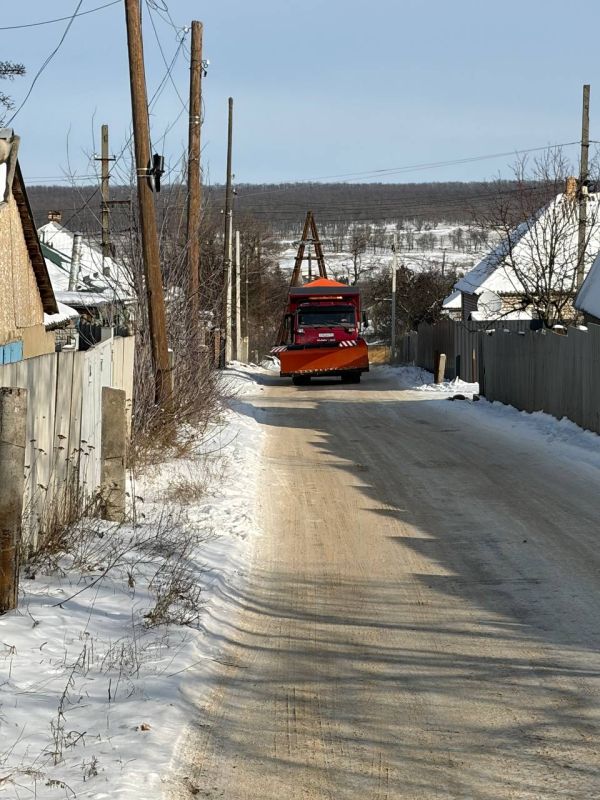 Муниципальное унитарное предприятие «Дорожно-эксплуатационное управление» активно работает над поддержанием дорог и тротуаров в надлежащем состоянии Муниципальное унитарное предприятие «Дорожно-эксплуатационное управление» активно работает над поддержанием дорог и тротуаров в надлежащем состоянии