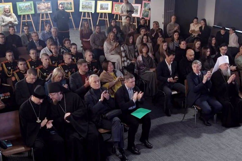 Возродим святыню вместе!. Ещё 16 января юнкоры Свердловской народной киностудии «Горизонт» приняли участие в телемосте с Красноярском «Медиавызов молодых» Возродим святыню вместе!. Ещё 16 января юнкоры Свердловской народной киностудии «Горизонт» приняли участие в телемосте с Красноярском «Медиавызов молодых»