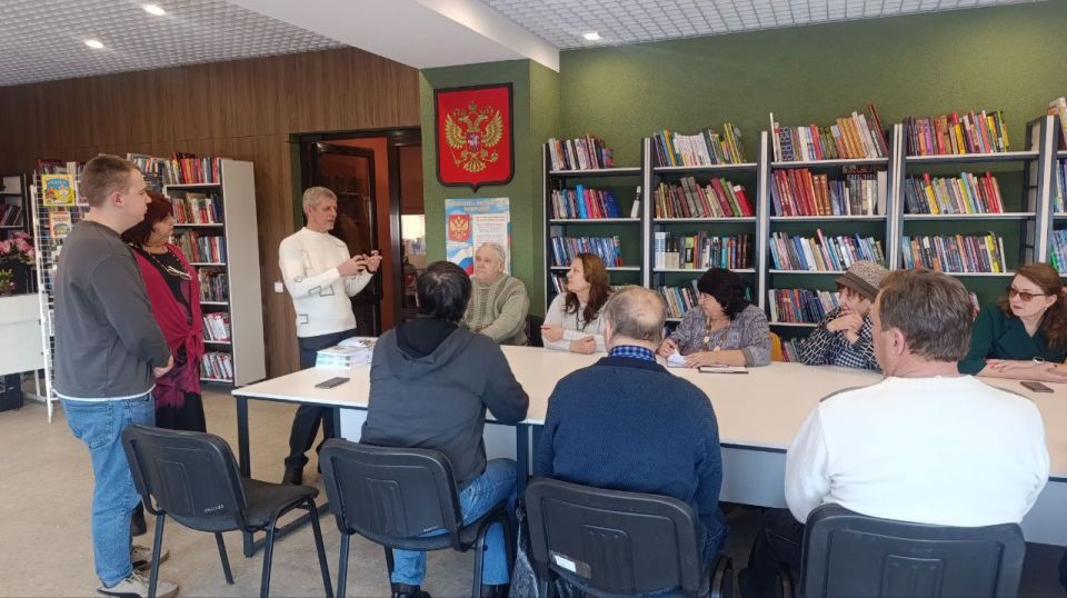 16 января 2026 года в читальном зале Станично-Луганской Центральной библиотеки состоялась выездная встреча членов Ассоциации юристов России с жителями Станично-Луганского муниципального округа 16 января 2026 года в читальном зале Станично-Луганской Центральной библиотеки состоялась выездная встреча членов Ассоциации юристов России с жителями Станично-Луганского муниципального округа