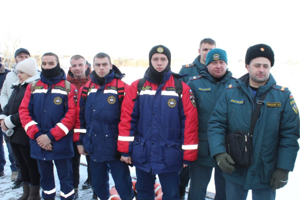 Сегодня, в светлый праздник Крещения Господня, настоятель Храма в честь Благовещения Пресвятой Богородицы протоиерей Дмитрий Притула совершил обряд водоосвящения на Краснодонском городском карьере Сегодня, в светлый праздник Крещения Господня, настоятель Храма в честь Благовещения Пресвятой Богородицы протоиерей Дмитрий Притула совершил обряд водоосвящения на Краснодонском городском карьере
