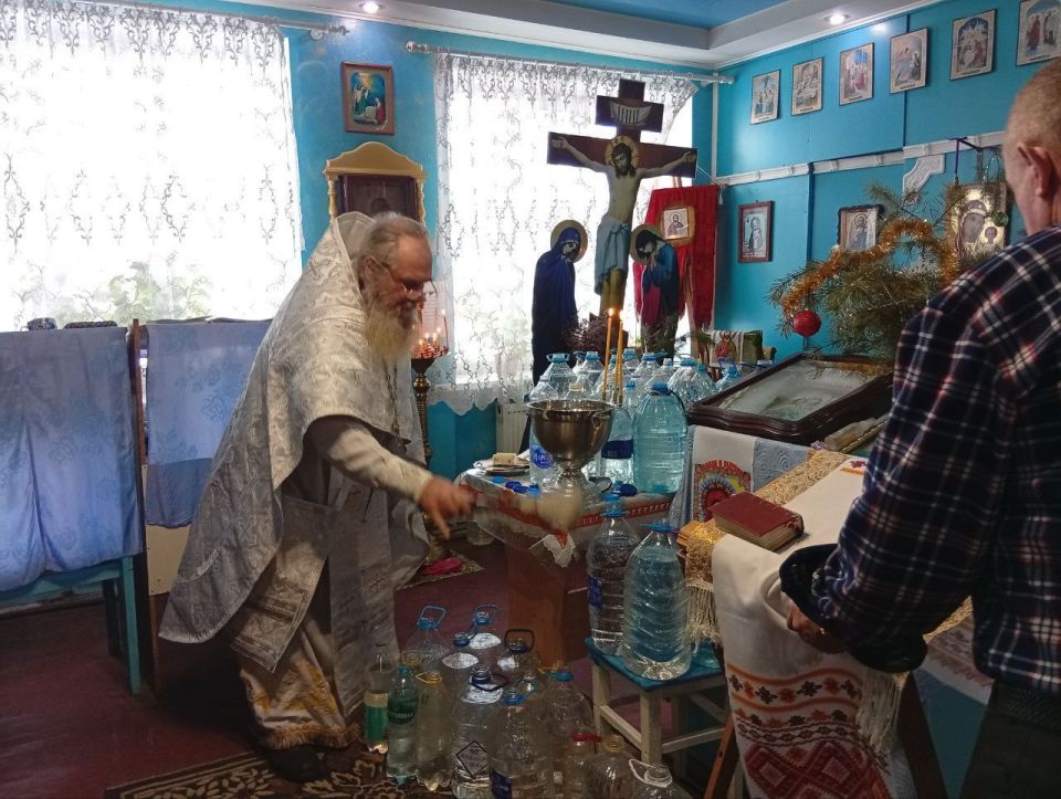 Вячеслав Третьяков: 19 января Крещение Господне (Богоявление) - один из главных христианских праздников установленный в честь Иисуса Христа, богатый обычаями и традициями Вячеслав Третьяков: 19 января Крещение Господне (Богоявление) - один из главных христианских праздников установленный в честь Иисуса Христа, богатый обычаями и традициями