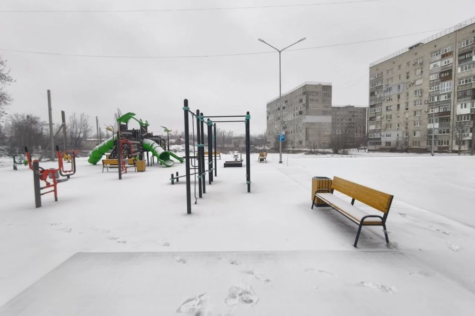 Леонид Пасечник: «Начинаем рабочий год с хороших событий. Ввели в эксплуатацию новый жилой комплекс в Свердловском муниципальном округе» Леонид Пасечник: «Начинаем рабочий год с хороших событий. Ввели в эксплуатацию новый жилой комплекс в Свердловском муниципальном округе»