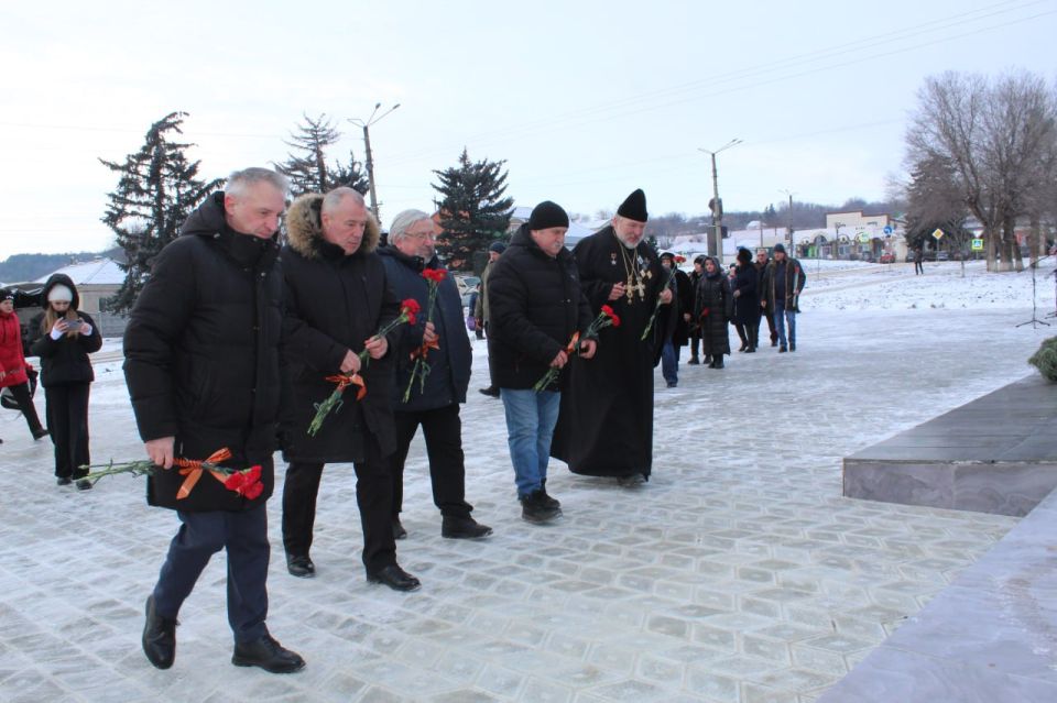 ������� ���������: �������, � �������� ������ ��������� ������, �������� � ���� ������� ������������� �����, ��������� ������, ����������� 83-� ��������� ������������ ������������ ������ �� �������-���������� �����������