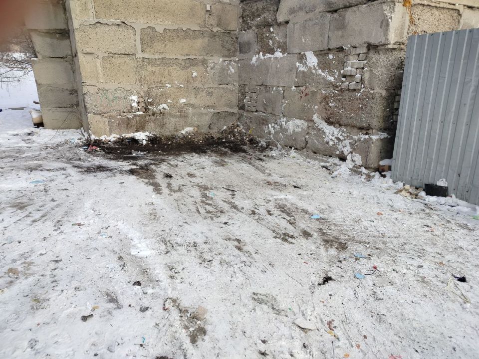 Продолжаются работы по уборке и вывозу мусора с территорий площадок накопления твердых коммунальных отходов Продолжаются работы по уборке и вывозу мусора с территорий площадок накопления твердых коммунальных отходов