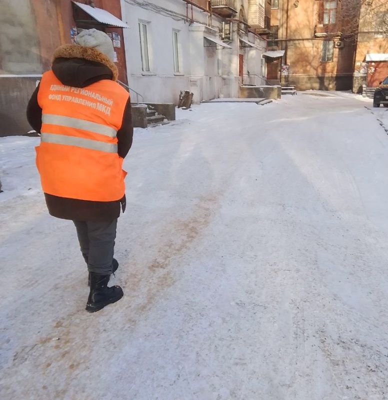 Коммунальными службами проведены работы на территории города Коммунальными службами проведены работы на территории города