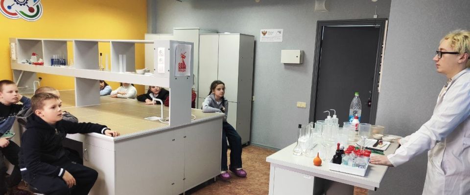 При поддержке «Женского движения Единой России» школьники Северодонецка посетили кванториум на базе ЛГПУ При поддержке «Женского движения Единой России» школьники Северодонецка посетили кванториум на базе ЛГПУ