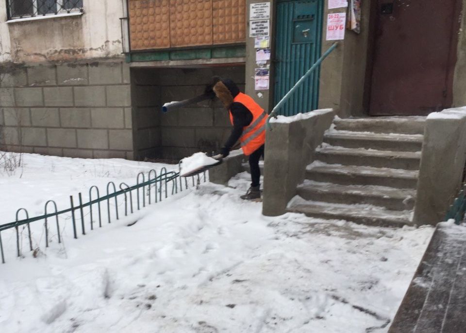 Коммунальными службами проведены работы на территории города Коммунальными службами проведены работы на территории города