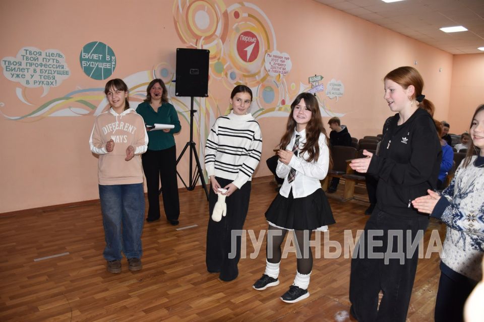 Первомайские единороссы поздравили юных жителей города с крещенскими праздниками Первомайские единороссы поздравили юных жителей города с крещенскими праздниками