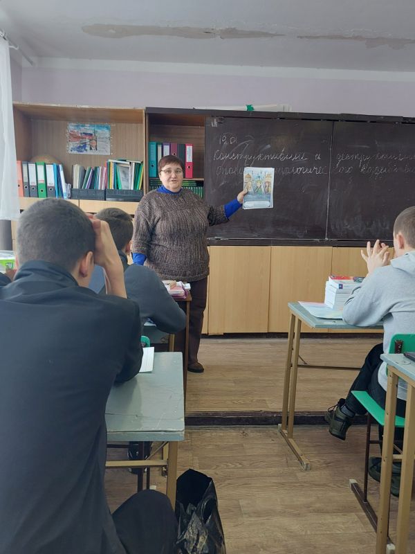 19 января Центральная районная библиотека посёлка Новосветловка в рамках Года единства народов, провела яркое и увлекательное мероприятие — интерактивную игру, посвящённую многообразию культур России 19 января Центральная районная библиотека посёлка Новосветловка в рамках Года единства народов, провела яркое и увлекательное мероприятие — интерактивную игру, посвящённую многообразию культур России