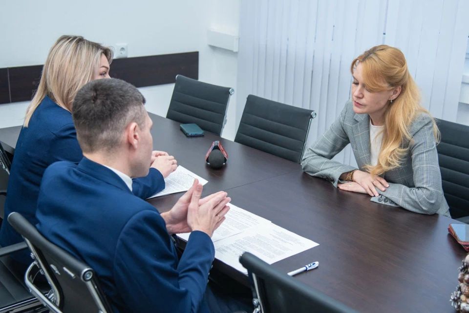 Проект семейного кураторства скоро начнет работу в ЛНР Проект семейного кураторства скоро начнет работу в ЛНР
