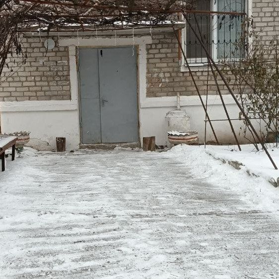 В рамках планового зимнего содержания придомовых территорий дворники Брянковского филиала НКО «Единый региональный фонд по управлению многоквартирными домами ЛНР» продолжают работу по расчистке снега и обеспечению... В рамках планового зимнего содержания придомовых территорий дворники Брянковского филиала НКО «Единый региональный фонд по управлению многоквартирными домами ЛНР» продолжают работу по расчистке снега и обеспечению...