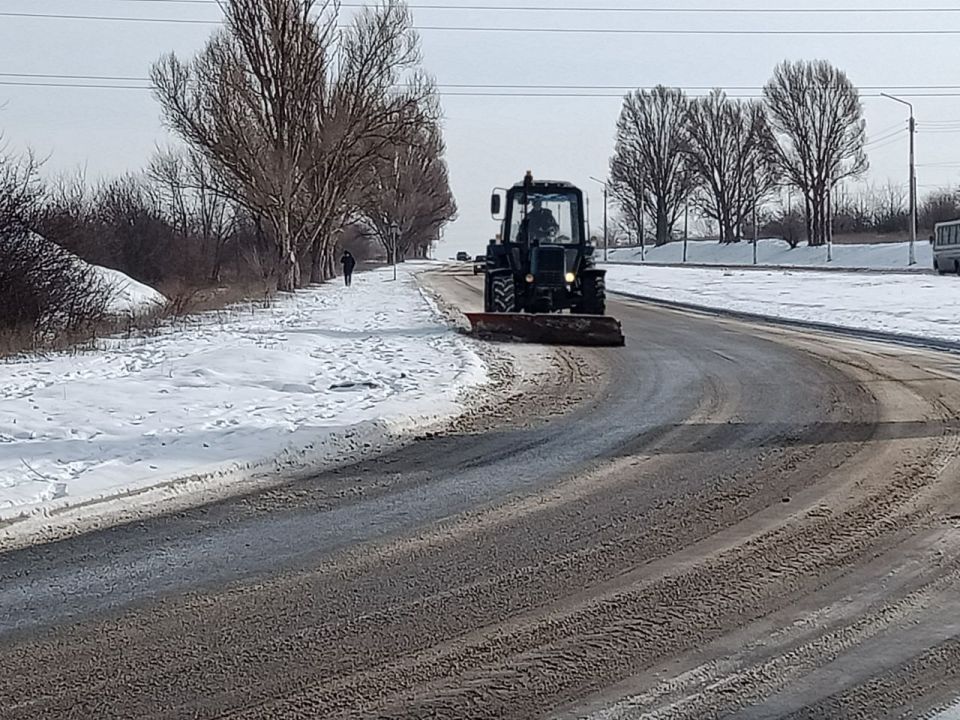 Коммунальными службами проведены работы на территории города Коммунальными службами проведены работы на территории города
