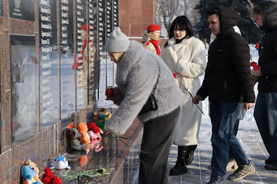 Наталия Жулинская: 11 лет со дня первого массированного обстрела Стаханова Наталия Жулинская: 11 лет со дня первого массированного обстрела Стаханова