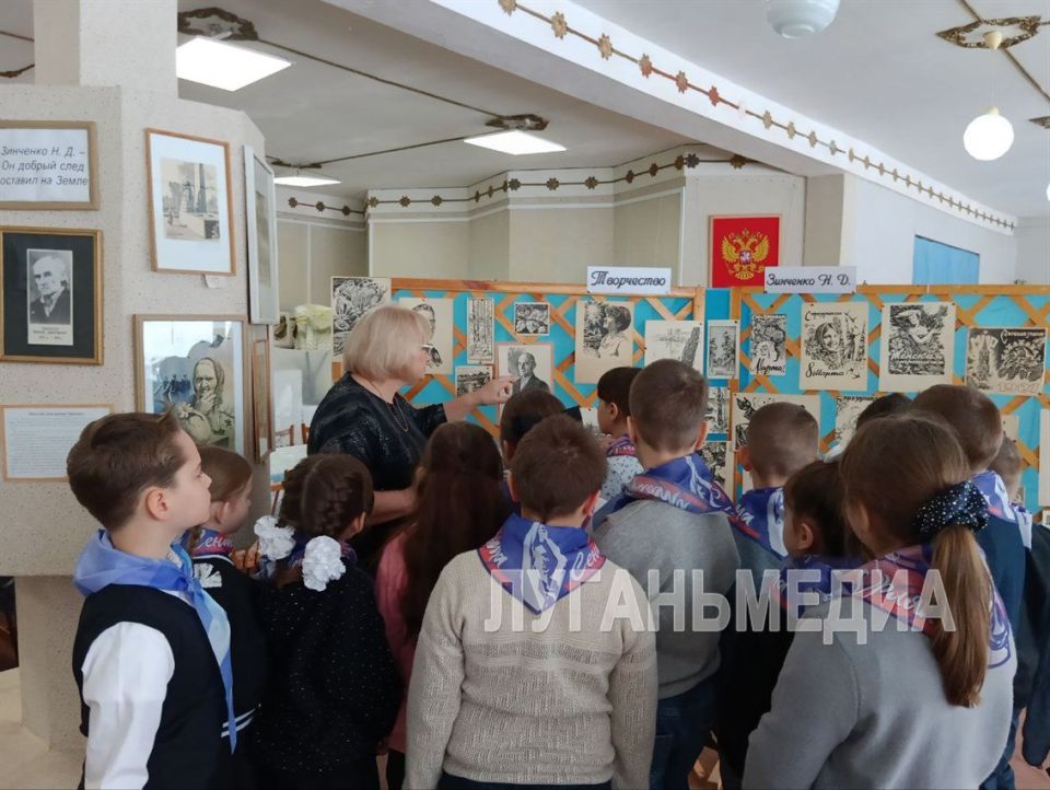 В Кировском городском музее состоялось мероприятие «Зинченко Н. Д. – основатель кировской картинной галереи» В Кировском городском музее состоялось мероприятие «Зинченко Н. Д. – основатель кировской картинной галереи»