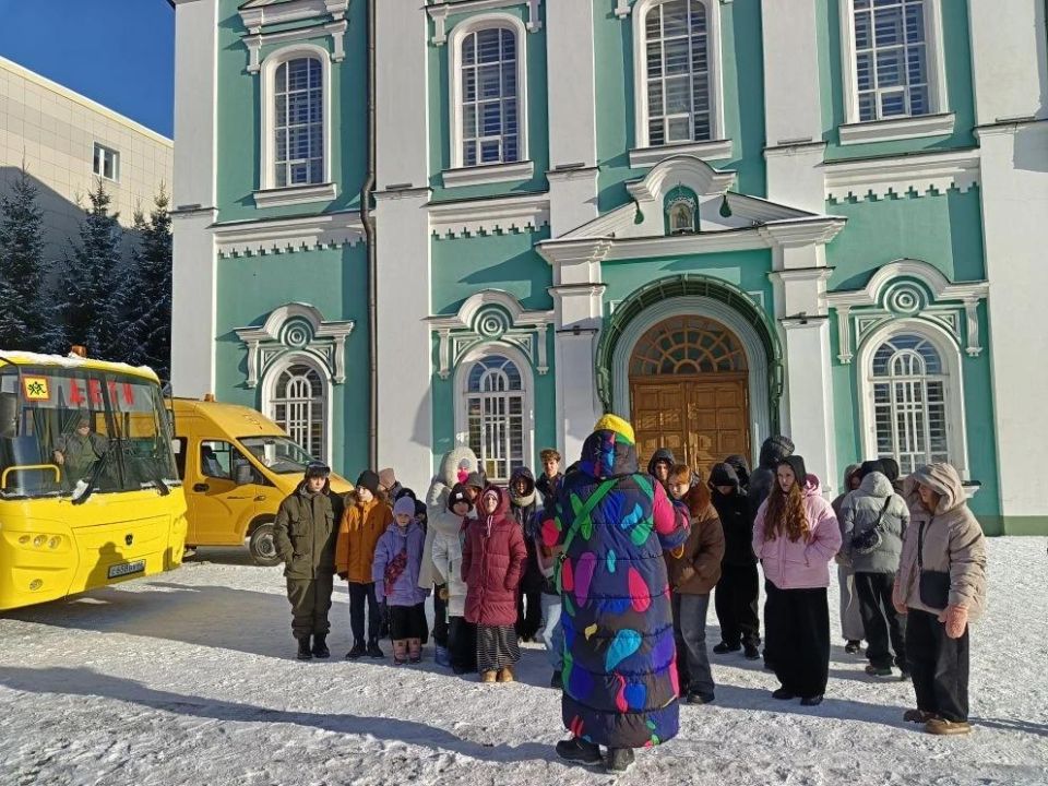 Для ребят из Новоайдара провели увлекательную экскурсию по Тамбову Для ребят из Новоайдара провели увлекательную экскурсию по Тамбову