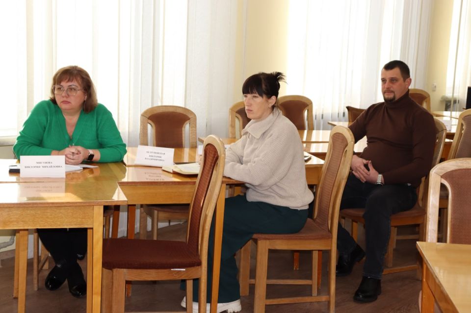 В администрации прошло заседание комиссии по делам несовершеннолетних В администрации прошло заседание комиссии по делам несовершеннолетних