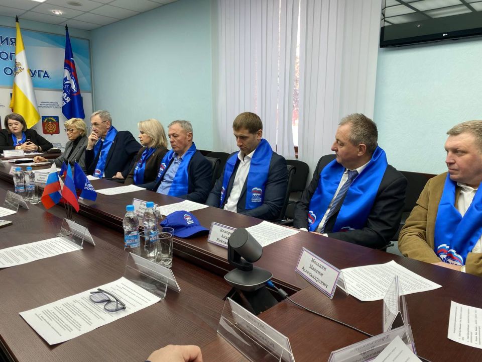 Антрацитовский муниципальный округ с рабочим визитом посетила делегация Думы города Невинномысска Ставропольского края Антрацитовский муниципальный округ с рабочим визитом посетила делегация Думы города Невинномысска Ставропольского края