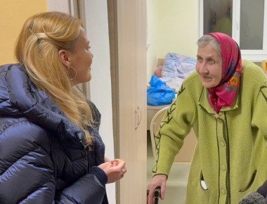 Дарья Лантратова: Привезли гуманитарную помощь в ПВР в Ровеньках
