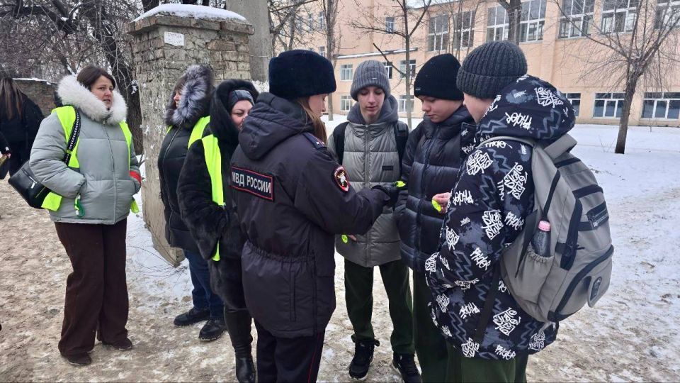 Госавтоинспекция и родительский патруль объединяет усилия ради безопасности детей на дороге! Госавтоинспекция и родительский патруль объединяет усилия ради безопасности детей на дороге!