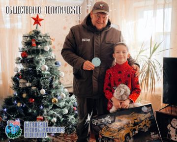 31 декабря Денис Колесников заместитель Председателя Народного Совета Луганской Народной Республики, член Совета Луганского республиканского отделения Всероссийской общественной организации ветеранов «БОЕВОЕ БРАТСТВО» в...