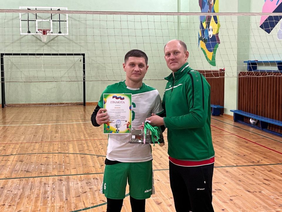 В Марковке прошел турнир по волейболу В Марковке прошел турнир по волейболу