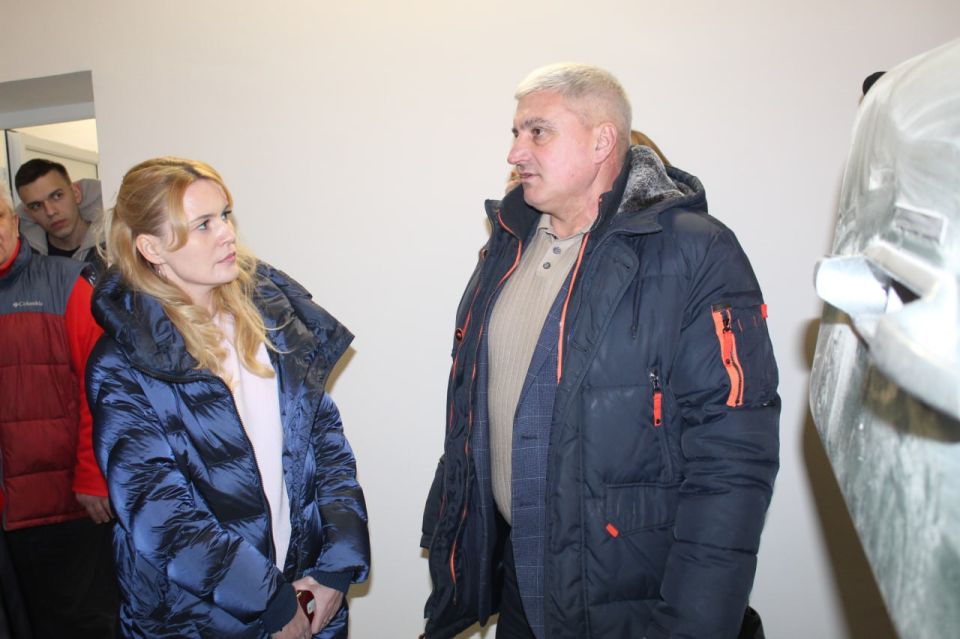 Виталий Коваленко: Беловодский муниципальный округ с рабочим визитом посетила сенатор Совета Федерации от исполнительной власти ЛНР Дарья Лантратова Виталий Коваленко: Беловодский муниципальный округ с рабочим визитом посетила сенатор Совета Федерации от исполнительной власти ЛНР Дарья Лантратова