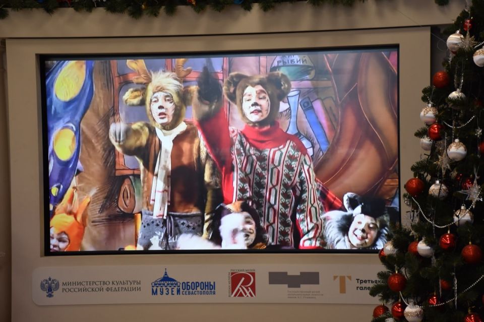 Юные первомайцы продолжают знакомиться с репертуаром театров Калужской области Юные первомайцы продолжают знакомиться с репертуаром театров Калужской области