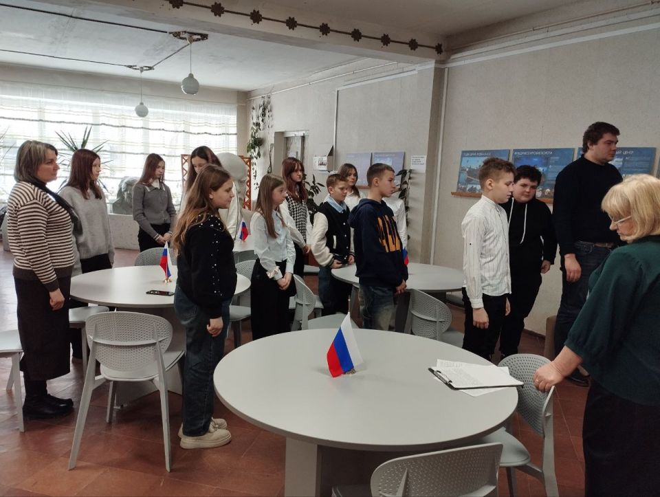 В Кировском историко-художественном музее состоялось мероприятие «Холокост… как это было» для учащихся Кировской СШ № 2 В Кировском историко-художественном музее состоялось мероприятие «Холокост… как это было» для учащихся Кировской СШ № 2