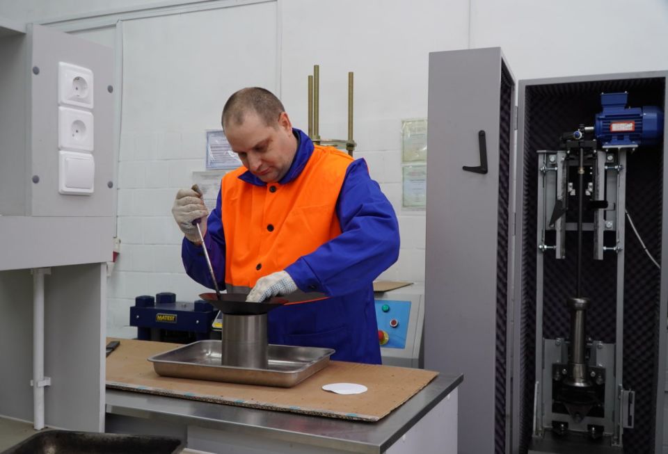Главная «дорожная кухня» региона не прекращает работу и в зимний период Главная «дорожная кухня» региона не прекращает работу и в зимний период