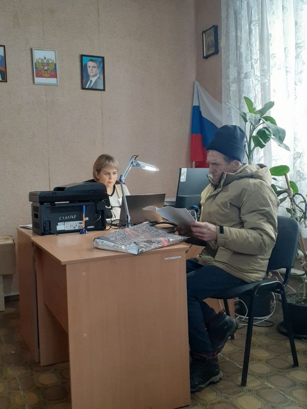 Сегодня 23.01.2026г. на территории Великочерниговского отдела жизнеобеспечения в с.Великая Черниговка был проведён выездной приём граждан специалистами МФЦ Сегодня 23.01.2026г. на территории Великочерниговского отдела жизнеобеспечения в с.Великая Черниговка был проведён выездной приём граждан специалистами МФЦ