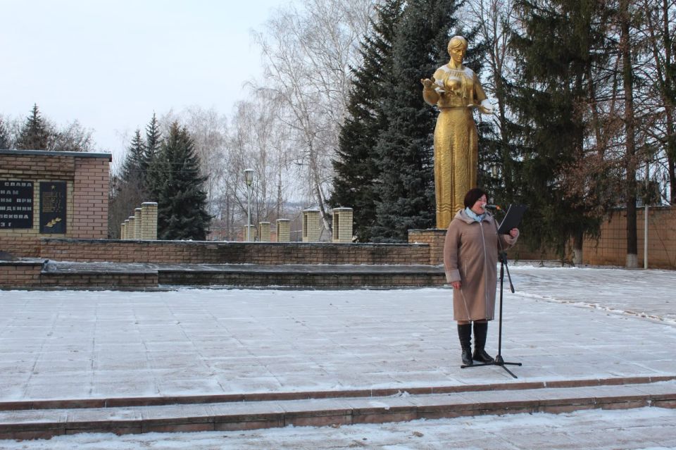23 января в пгт Новопсков прошел митинг, посвященный 83-й годовщине освобождения Новопсковщины от немецко-фашистских захватчиков 23 января в пгт Новопсков прошел митинг, посвященный 83-й годовщине освобождения Новопсковщины от немецко-фашистских захватчиков