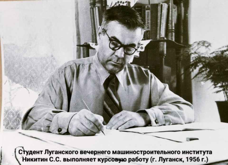 25 января учащиеся средних профессиональных и высших учебных заведений будут отмечать День российского студенчества, а православные христиане чтить память святой мученицы Татьяны Римской 25 января учащиеся средних профессиональных и высших учебных заведений будут отмечать День российского студенчества, а православные христиане чтить память святой мученицы Татьяны Римской