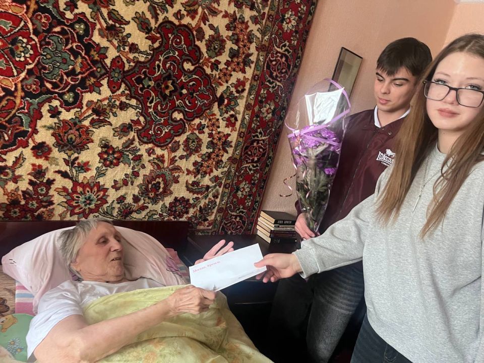 Сегодня отметила свой 82-летний день рождения ровенчанка Середенко Лидия Ивановна Сегодня отметила свой 82-летний день рождения ровенчанка Середенко Лидия Ивановна