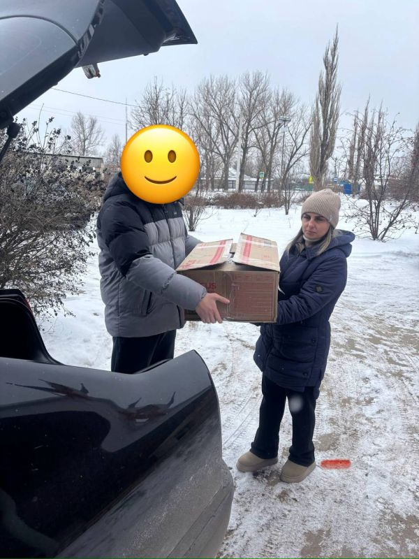 Сотрудники и жители Тепловского отдела жизнеобеспечения выражают благодарность президенту БФ «Благодетельница Людмила» Елене Александровне Ивановой за предоставленную гуманитарную помощь Сотрудники и жители Тепловского отдела жизнеобеспечения выражают благодарность президенту БФ «Благодетельница Людмила» Елене Александровне Ивановой за предоставленную гуманитарную помощь